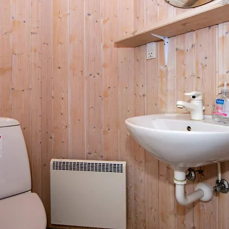 Tranquil Retreat In Mommark - By Traum *